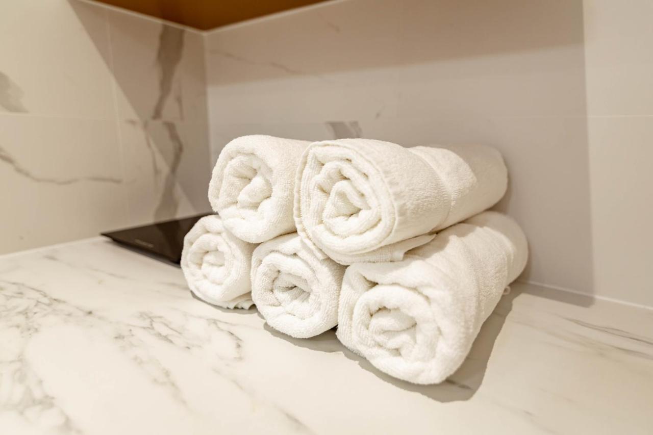 Apartamentos Deluxe Strada لاس بالماس دي غران كاناريا المظهر الخارجي الصورة