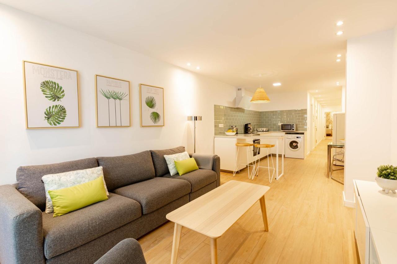 Apartamentos Deluxe Strada لاس بالماس دي غران كاناريا المظهر الخارجي الصورة